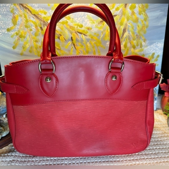 Louis Vuitton Epi Passy PM Red with COA - Picture 2 of 15